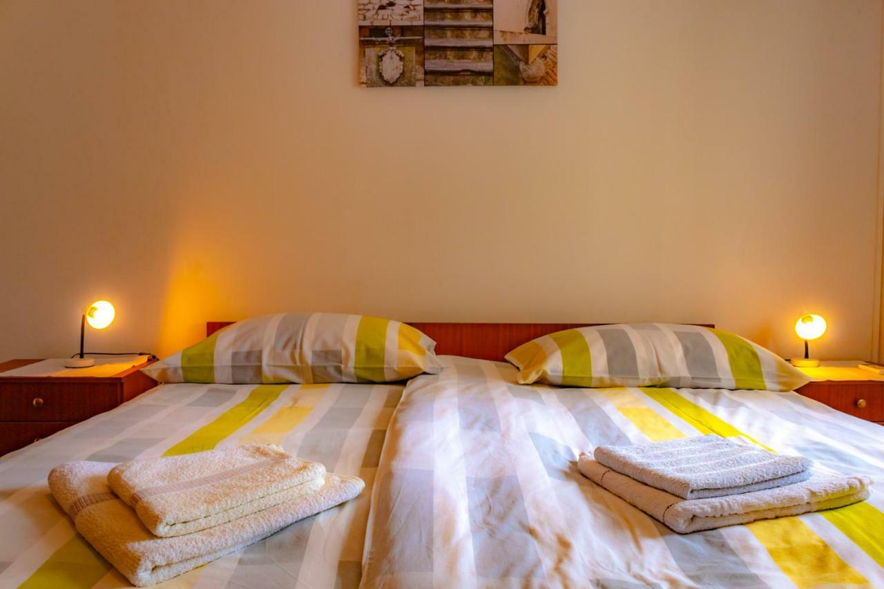 Vila Kuca Za Odmor Kornić Exteriér fotografie