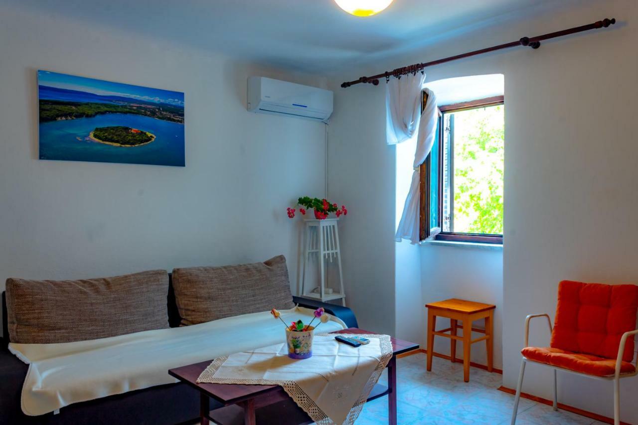 Vila Kuca Za Odmor Kornić Exteriér fotografie